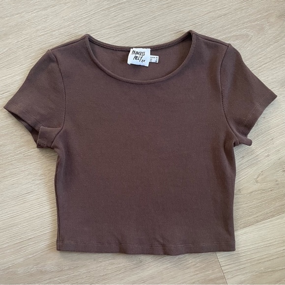 Princess Polly Classic Cropped Brown T Shirt - Picture 6 of 8